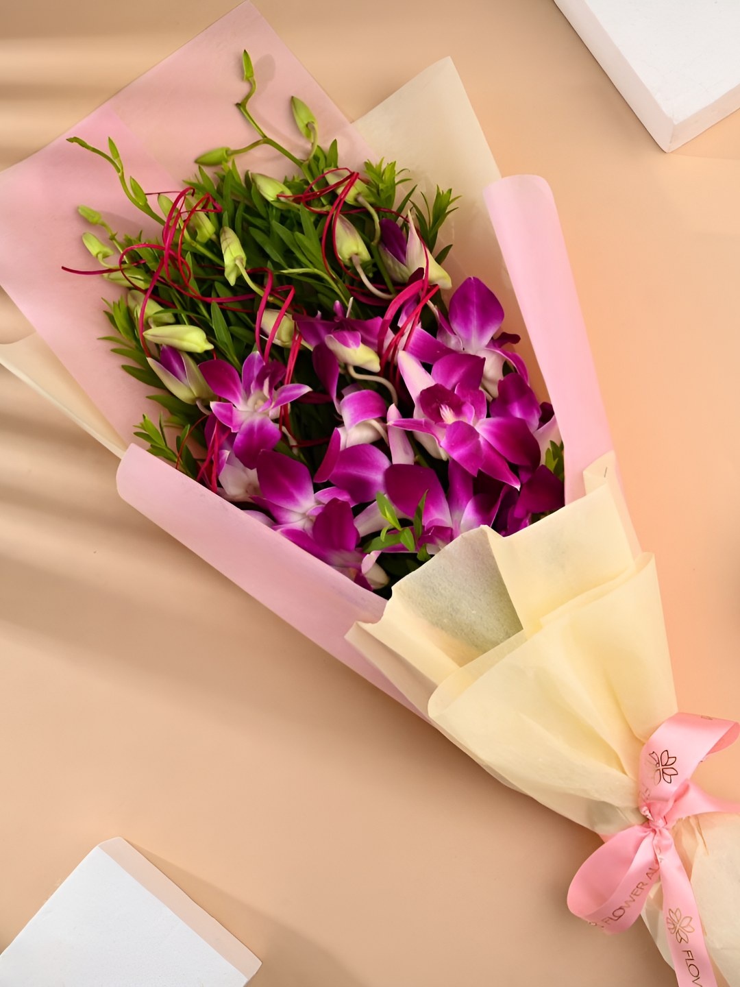 

Floweraura 3 pcs Purple Fresh Flowers In Bouquet