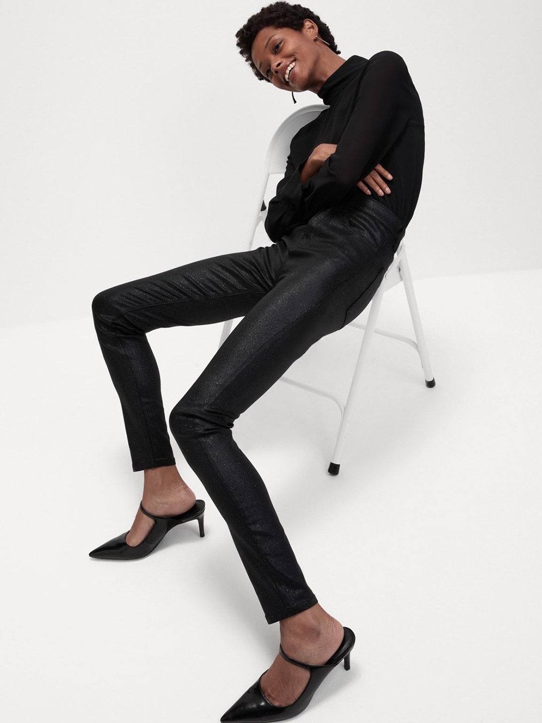 

Marks & Spencer Women Skinny Fit High-Rise Mildly Distressed Light Fade Jeans, Black