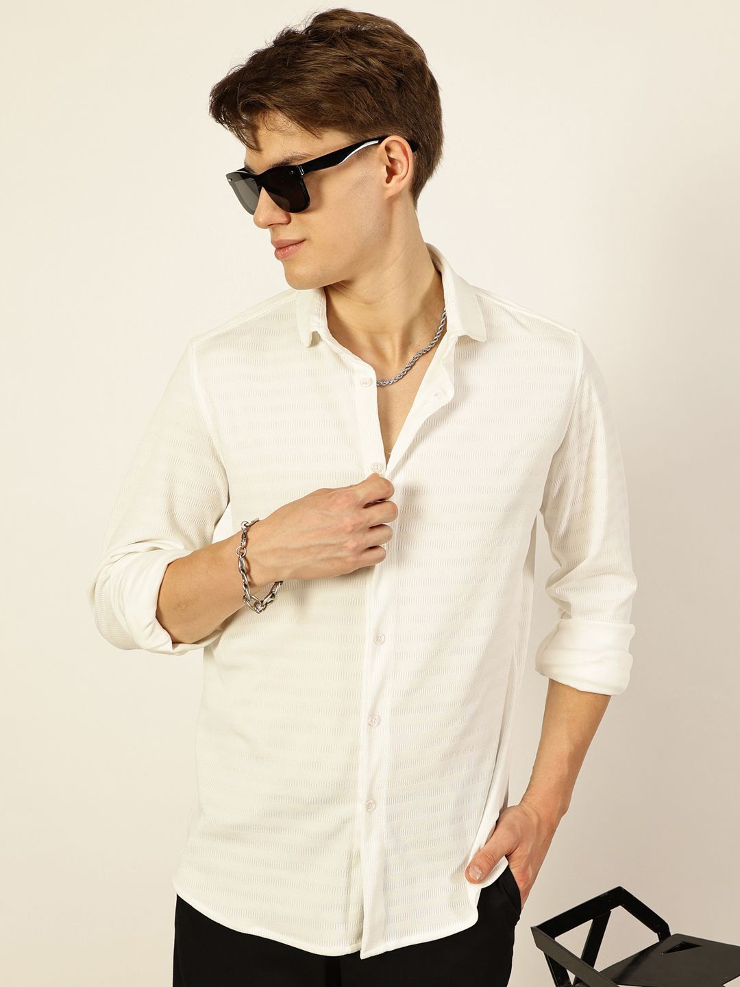 

Thomas Scott Men Premium Spread Collar Horizontal Striped Casual Shirt, White