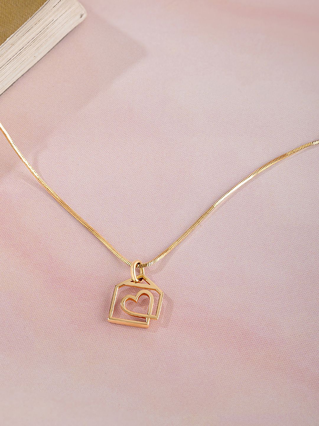 

Mia by Tanishq Women 14KT Yellow Gold Plated Pendant & Chain - 1.11g