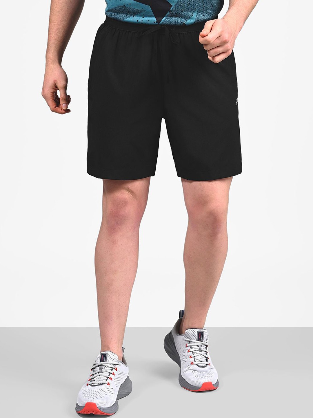 

Skechers Men Regular Fit Mid-Rise Sports Shorts, Black
