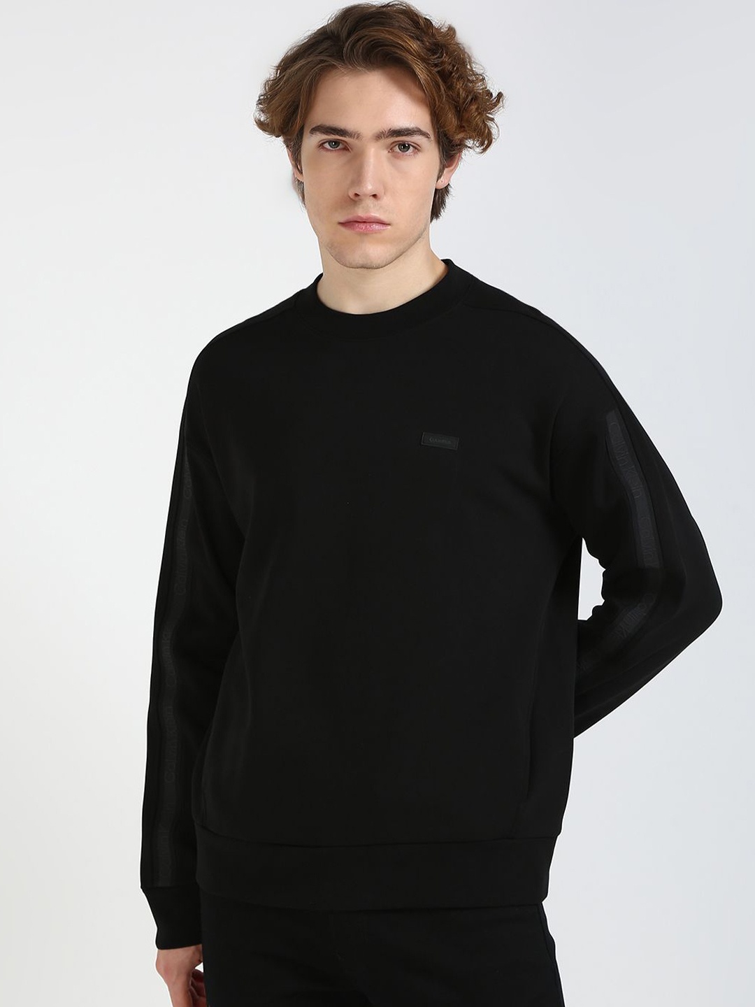 

Calvin Klein Jeans Men Long Sleeves Sweatshirt, Black