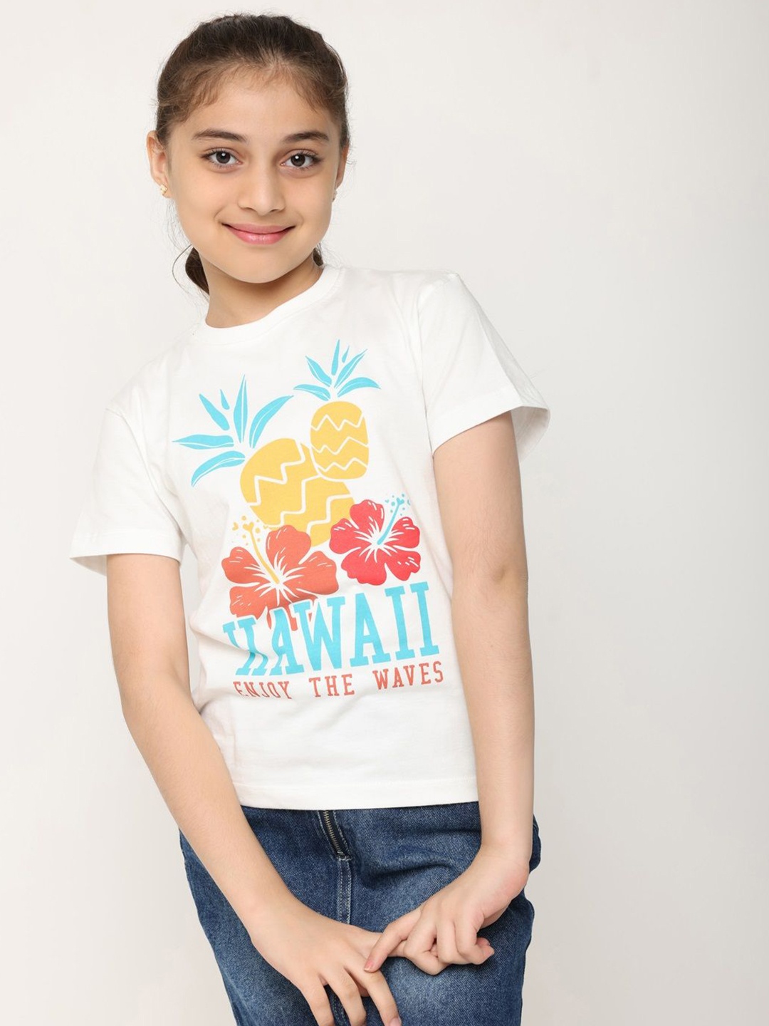 

Wakia Girls Floral Printed Round Neck Organic Cotton T-shirt, Off white