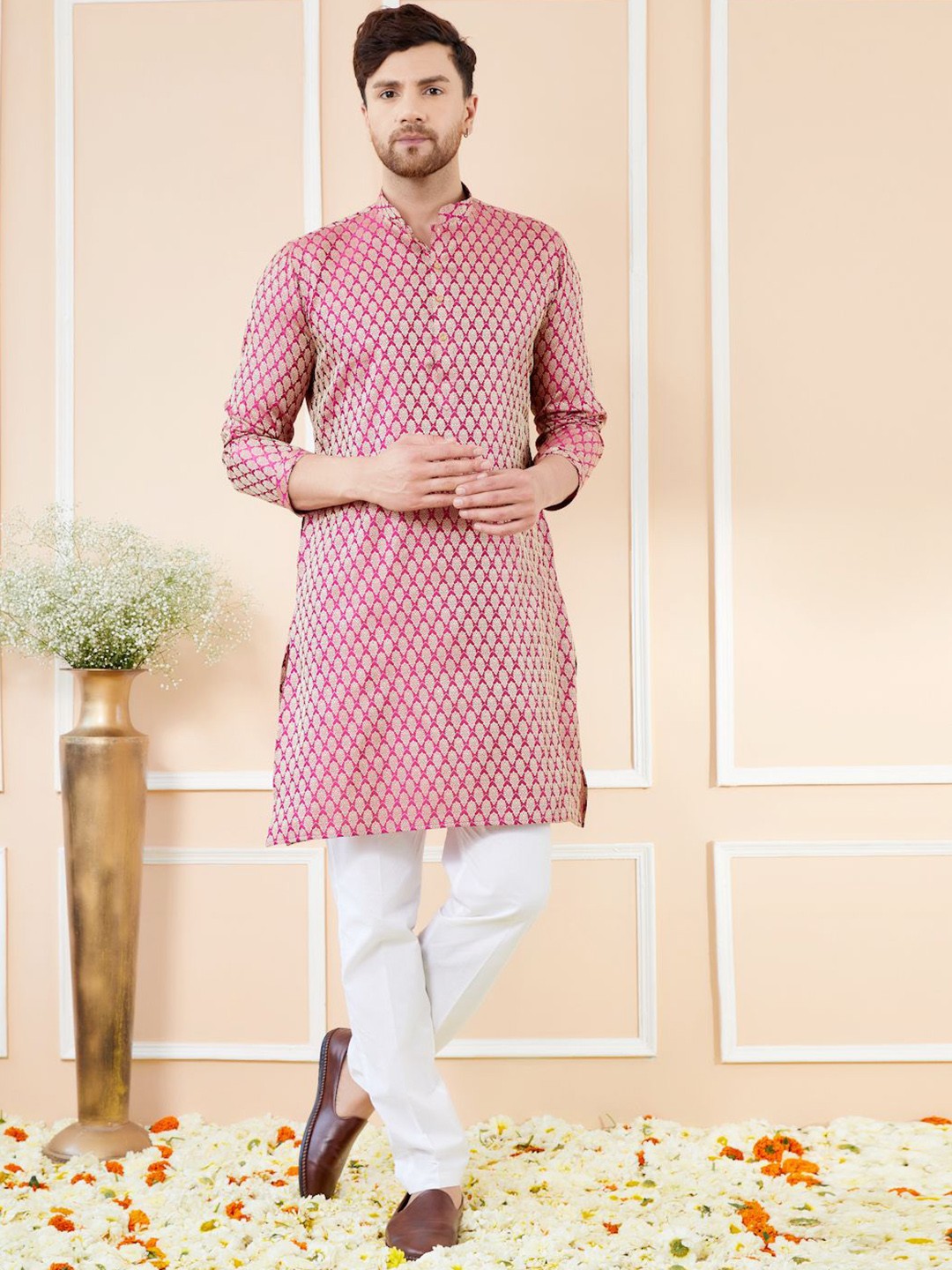 

See Designs Ethnic Motifs Mandarin Collar Pure Silk Straight Kurta, Pink