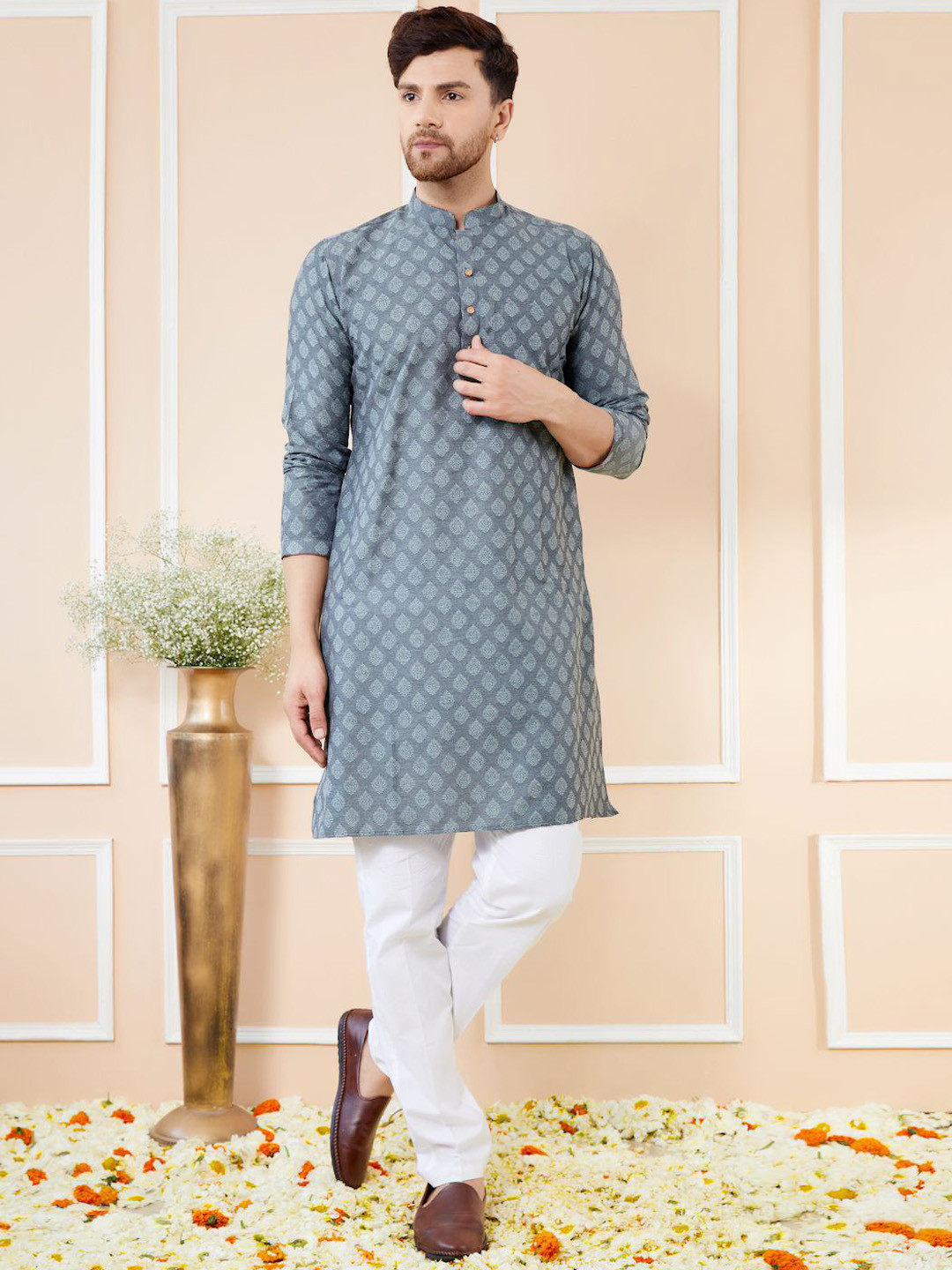 

See Designs Ethnic Motifs Printed Mandarin Collar Jacquard Silk Straight Kurta, Grey