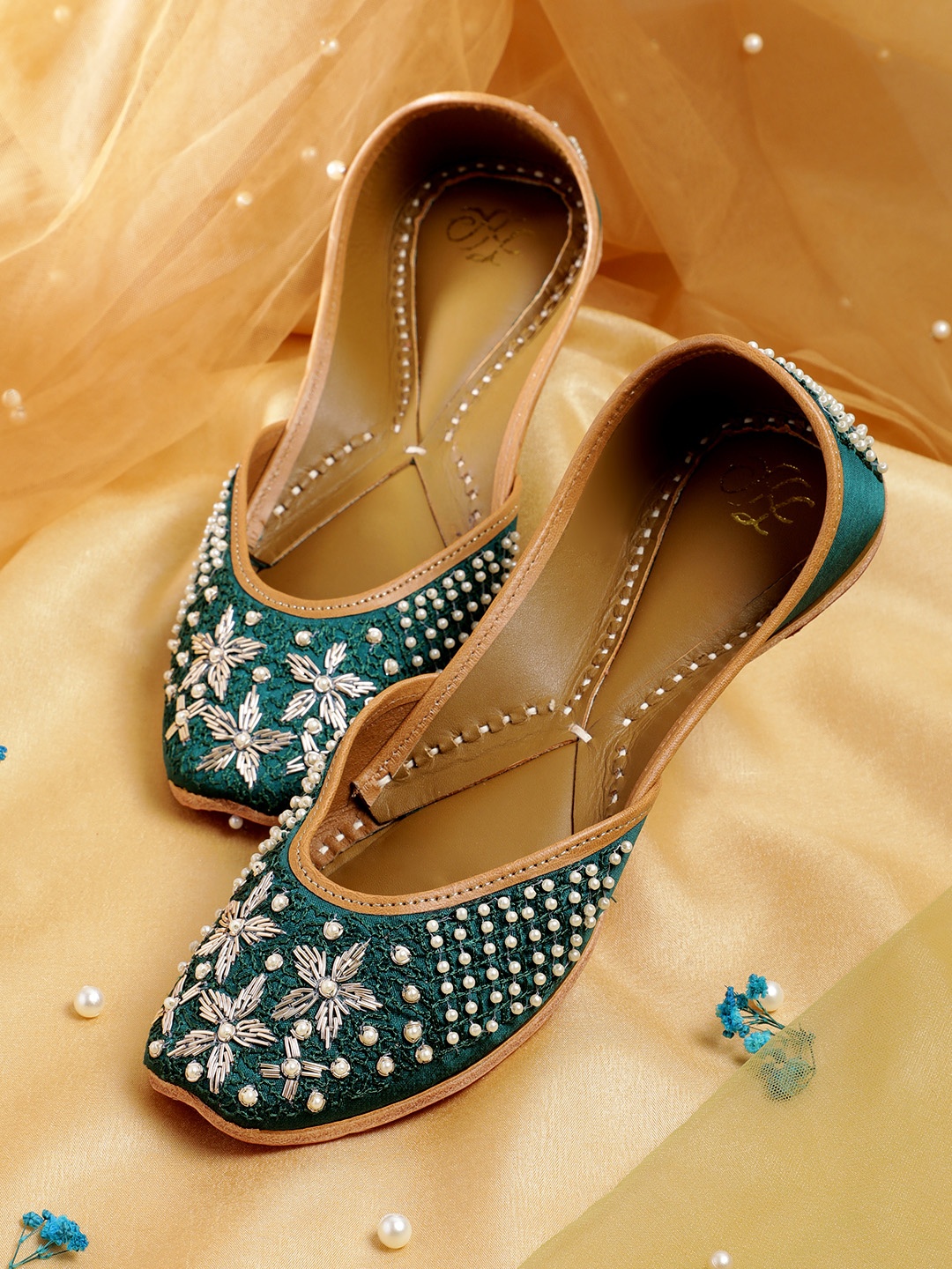 

House of Pataudi Women Ethnic Embellished Mojaris, Green