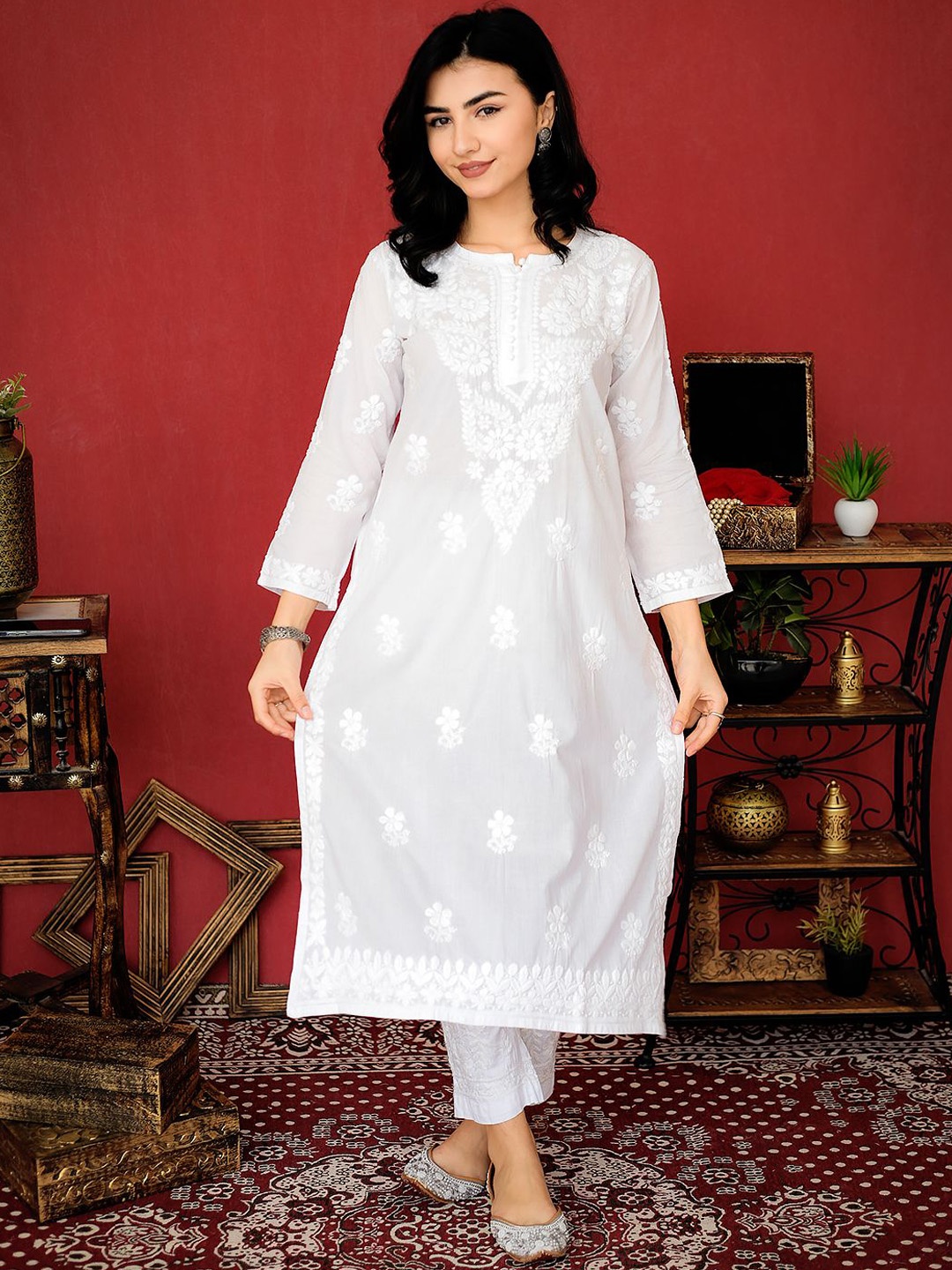 

The Chikan Label Ethnic Motifs Embroidered Chikankari Cotton Straight Kurta, White