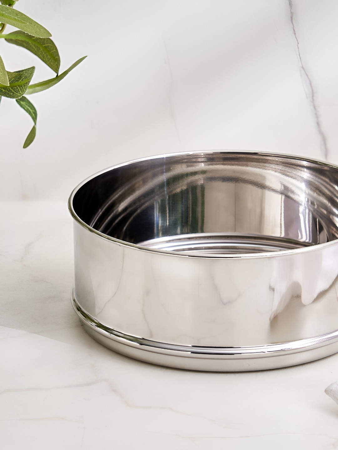 

Home Centre Silver-Toned 2024 Stainless Steel Container
