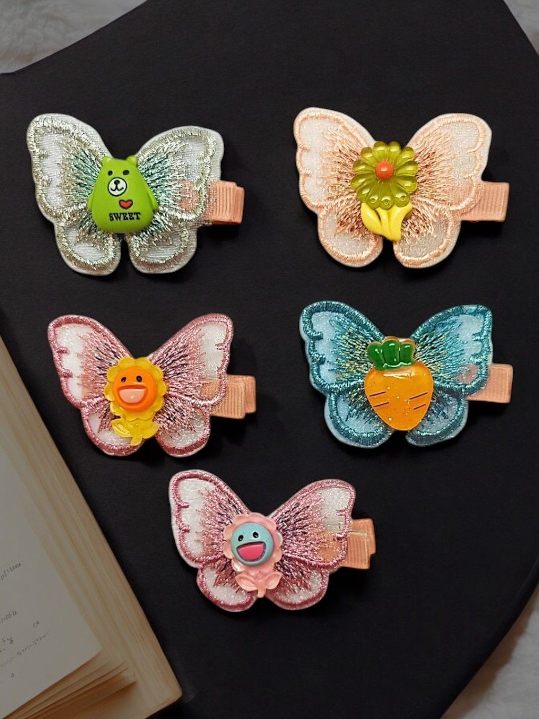 

9blings Girls Set of 5 Embellished Alligator Hair Clip, Blue