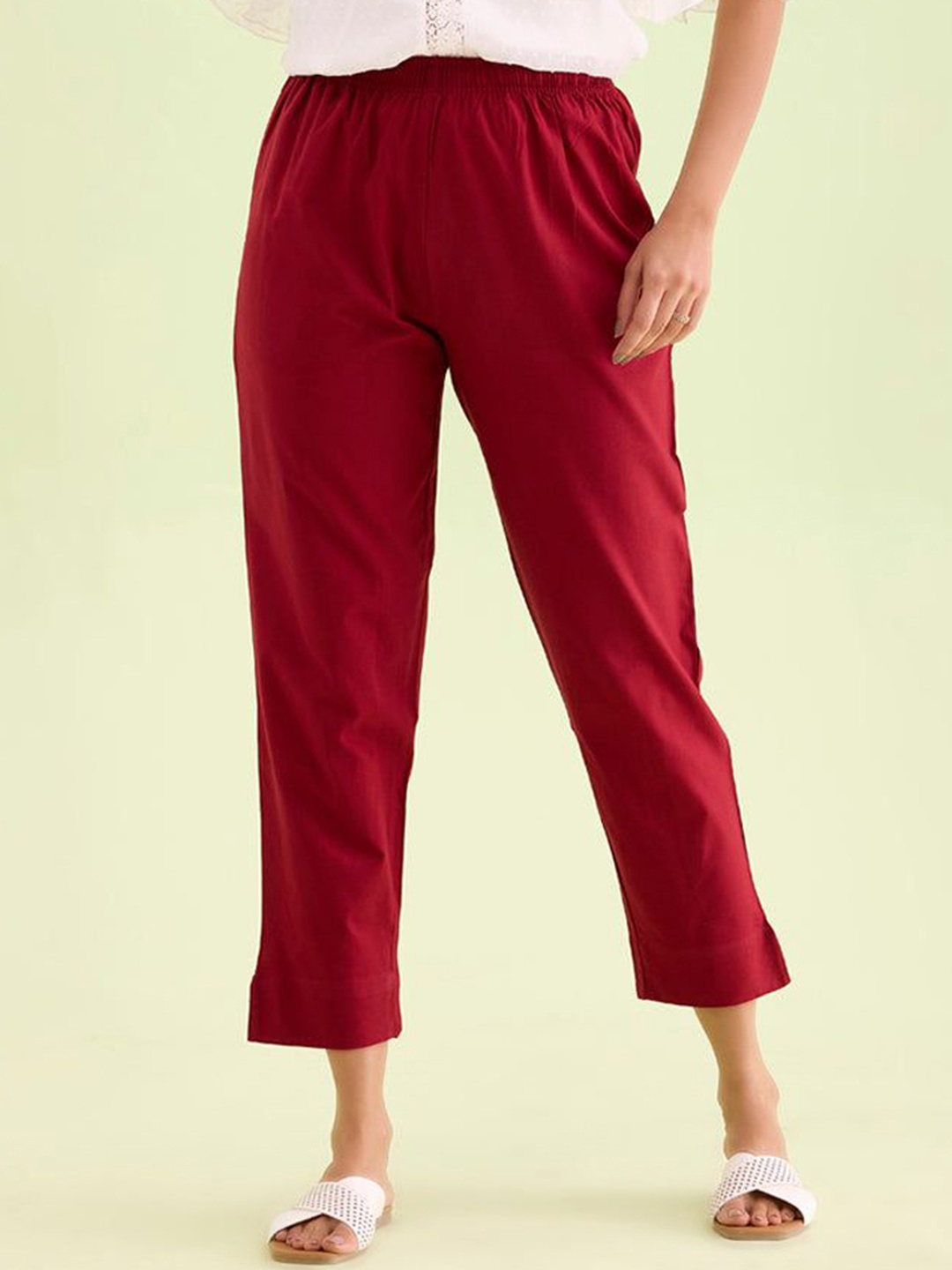 

IndianRang Women Solid Mid-Rise Relaxed Straight Leg Trousers, Maroon