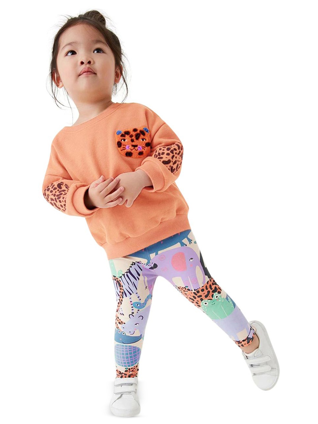 

StyleCast x Revolte Girls Embellished Round Neck Long Sleeves Pure Cotton T-Shirt & Jogger, Orange