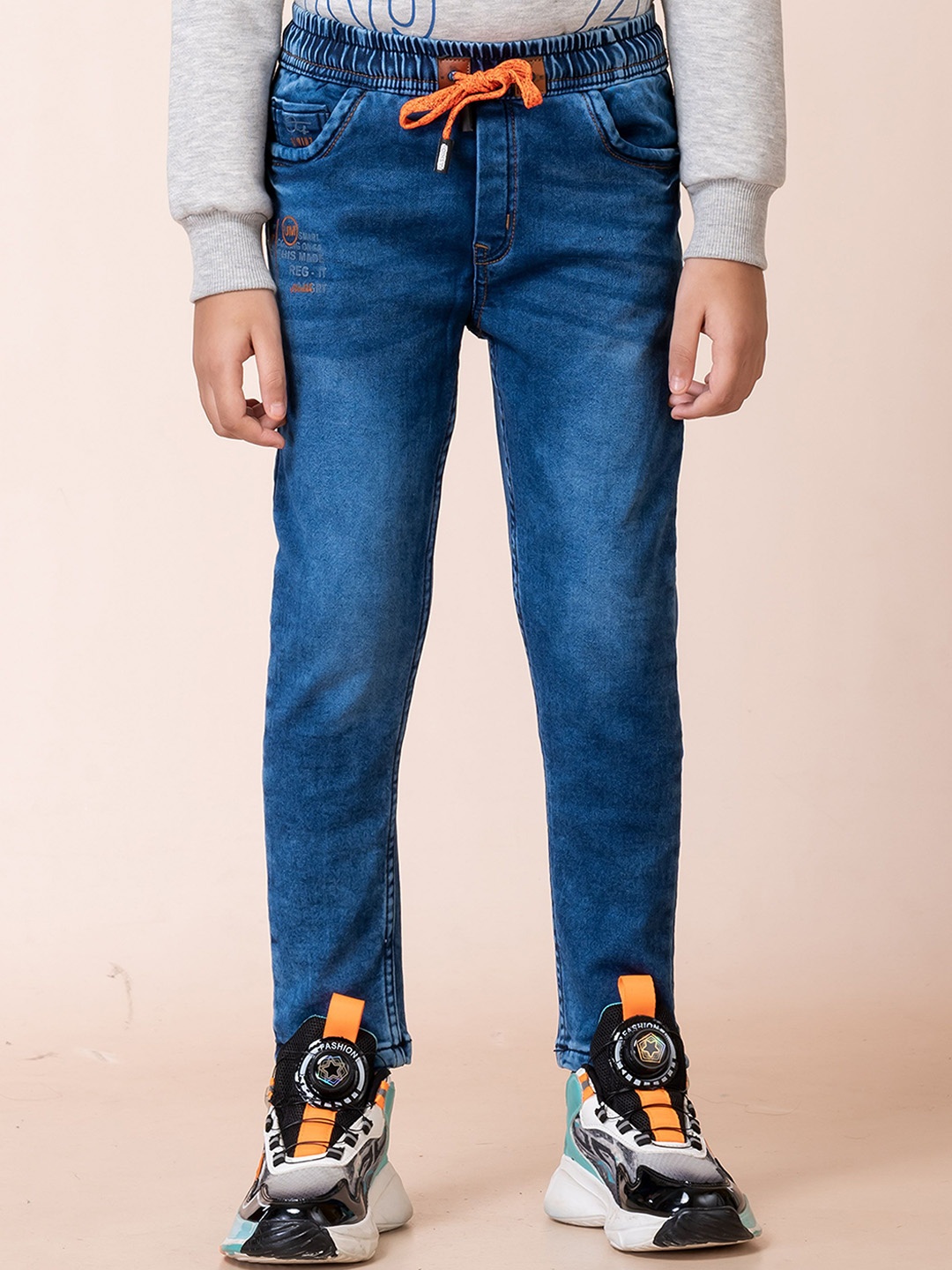 

AFLASH Boys Super High-Rise Light Fade Jeans, Blue