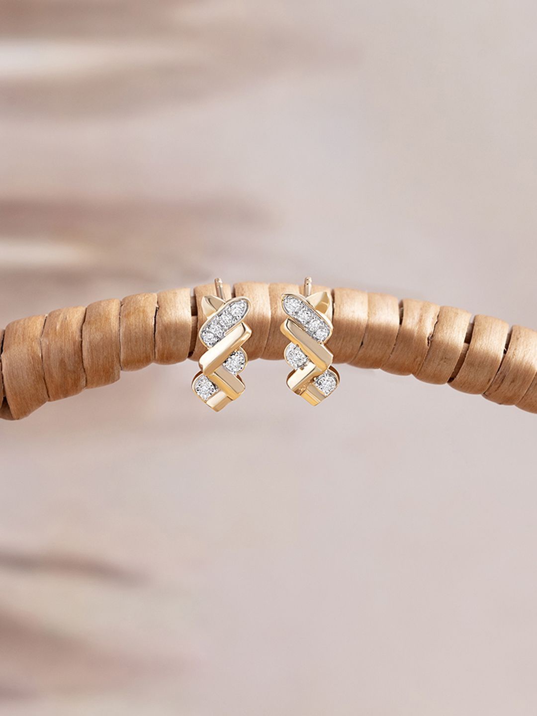 

Mia by Tanishq 14KT Basketry Spark Gold & Diamond Stud Earrings, Yellow