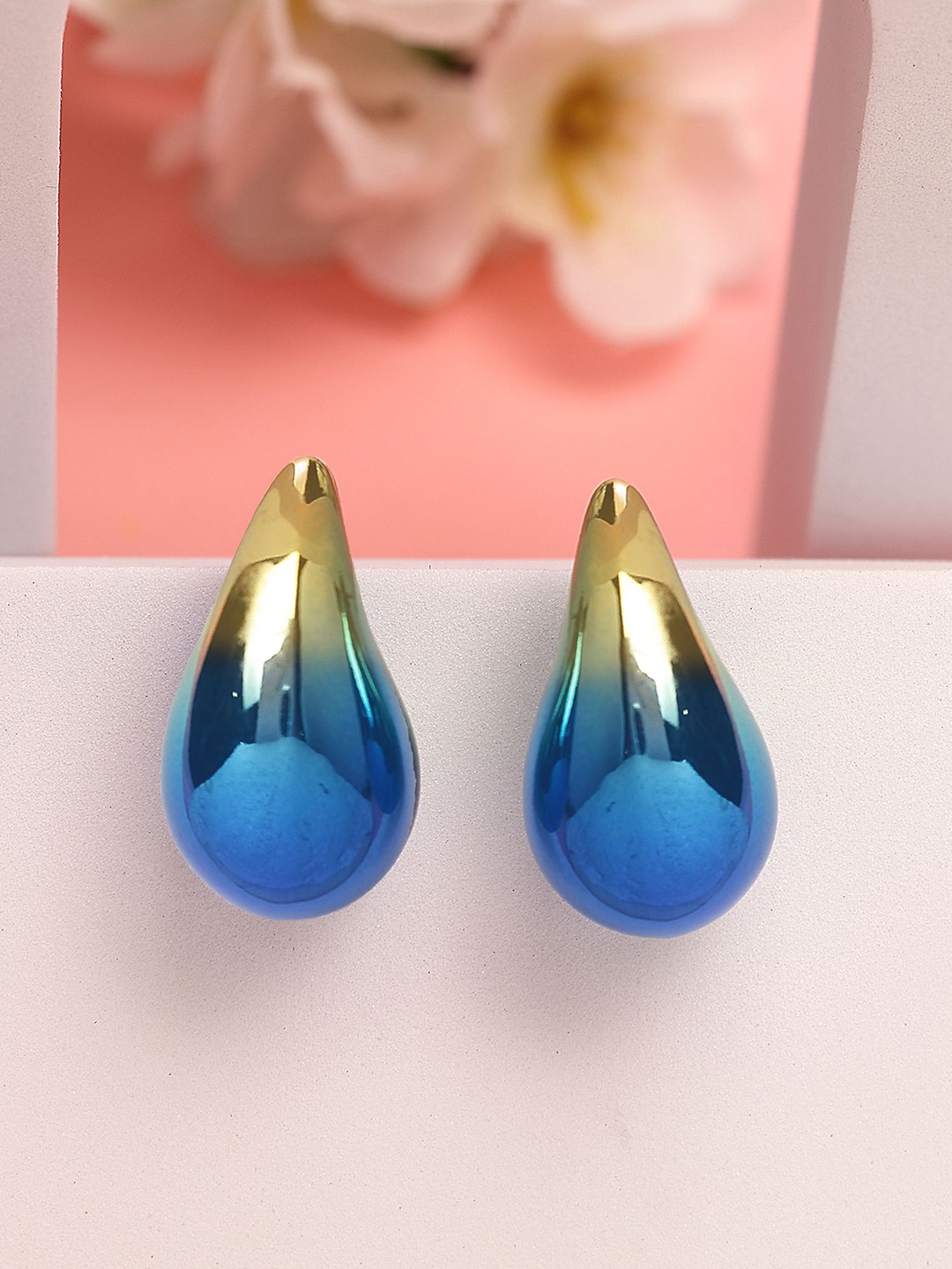 

Bohey by KARATCART Gold-Plated Teardrop Shaped Studs, Blue