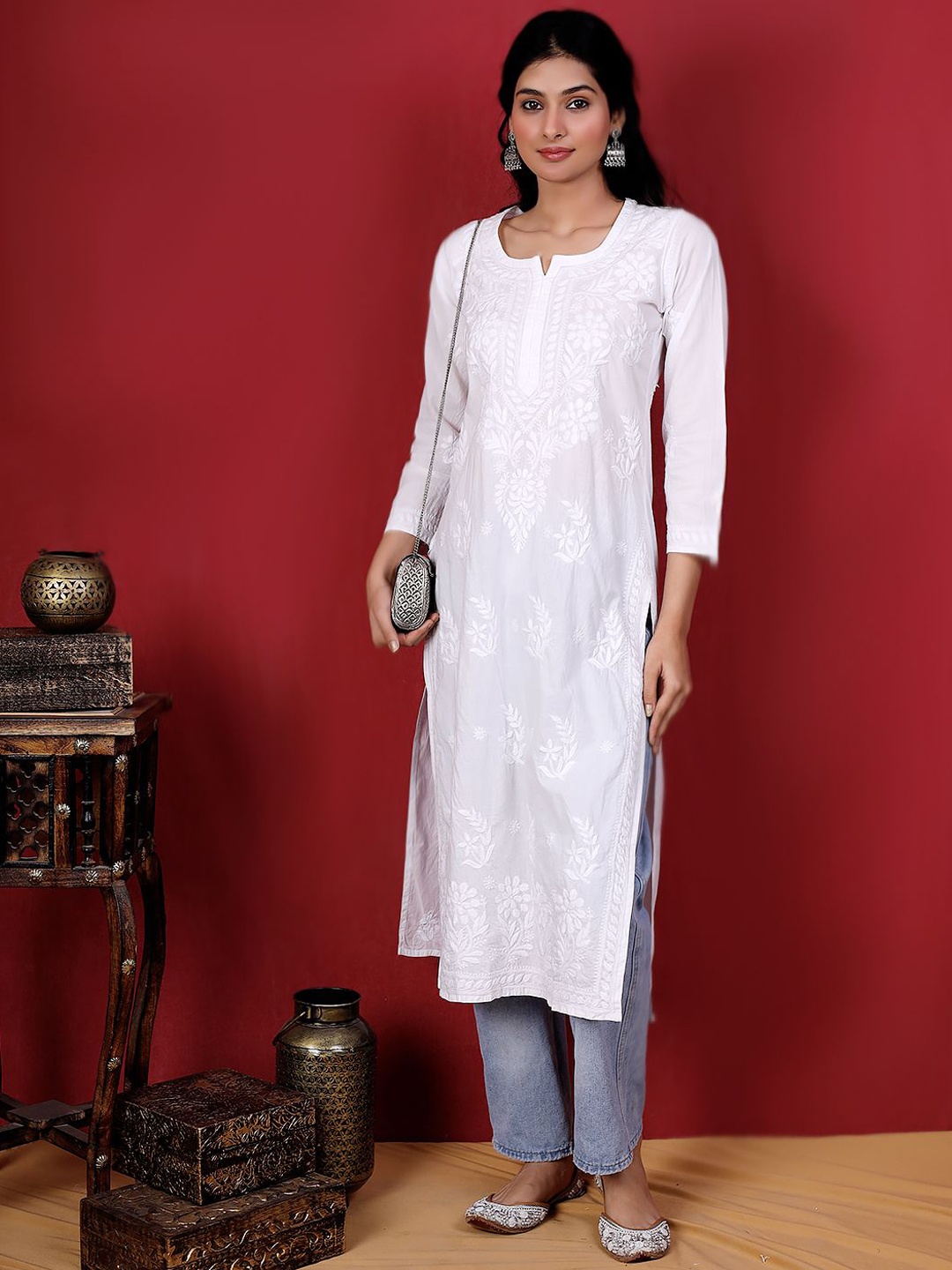 

The Chikan Label Ethnic Motifs Embroidered Chikankari Cotton Straight Kurta, White