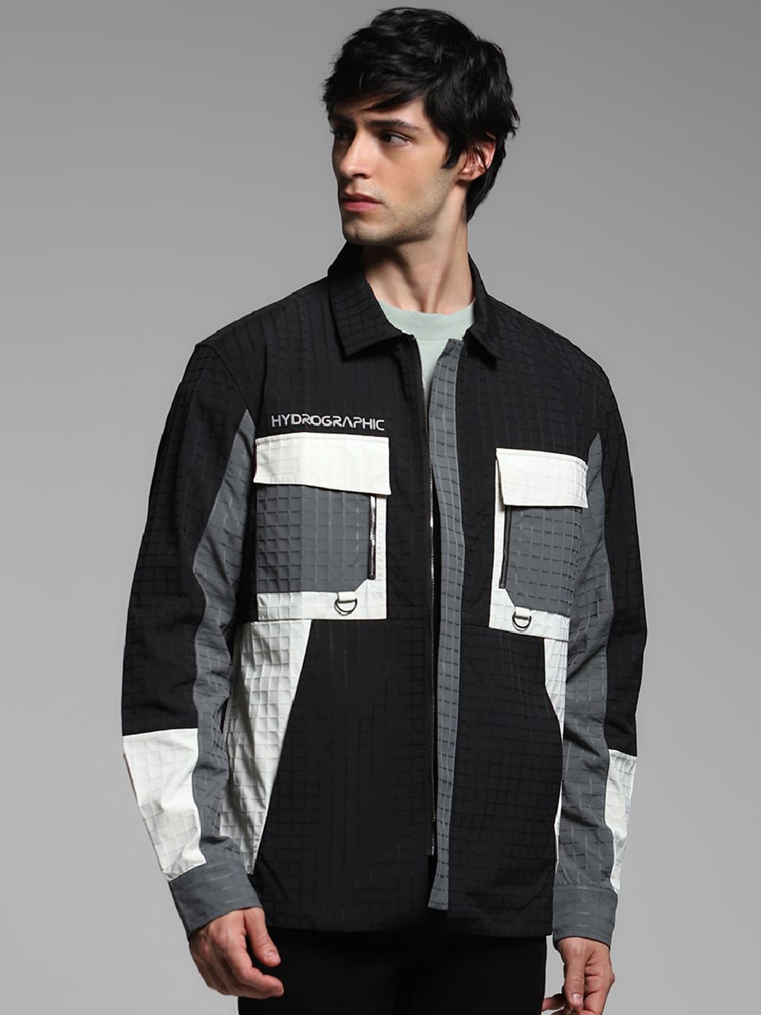 

Jack & Jones Men Spread Collar Colourblocked Casual Tailored Jacket, Black