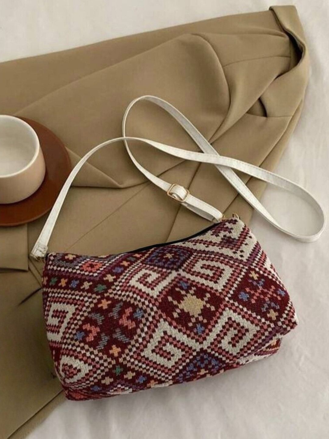 

LIKE STYLE Women Abstract Printed Structured Sling Bag, Maroon