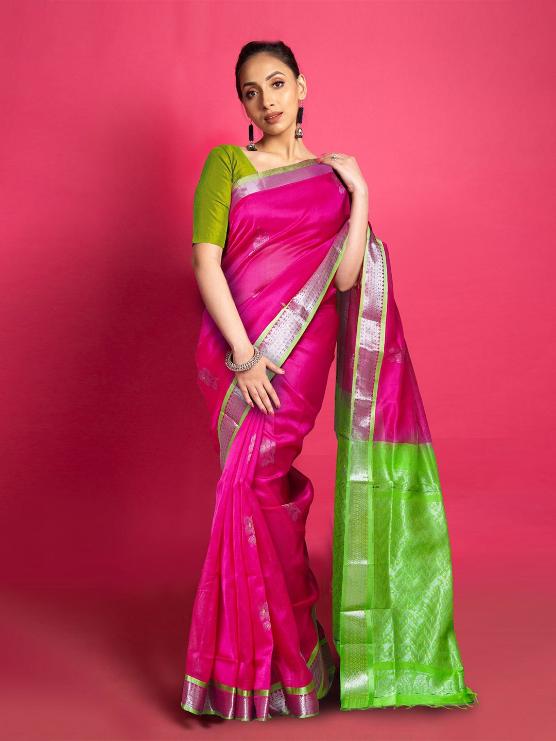 

Unnati Silks Woven Design Zari Handloom Kanjeevaram Saree, Pink