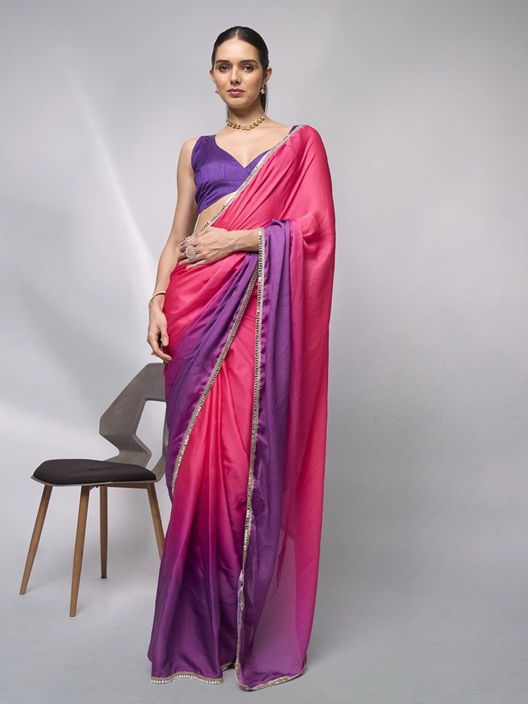 

Mitera Colourblocked Mirror Work Embroidered Saree, Pink