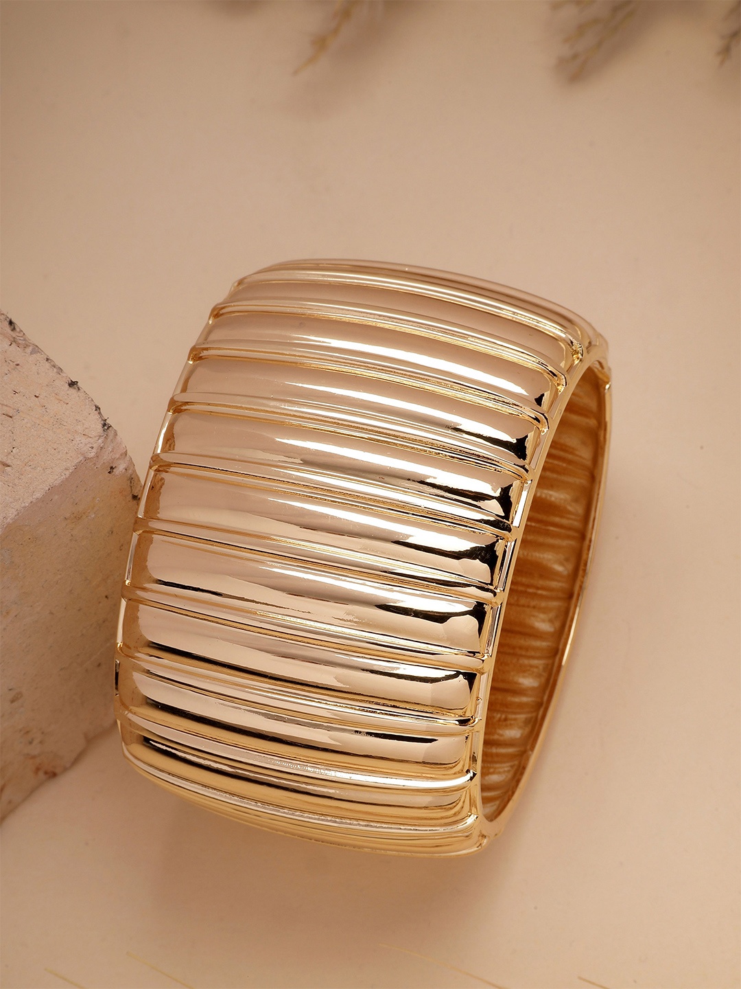 

Bohey by KARATCART Gold-Plated Stainless Steel Cuff Bracelet