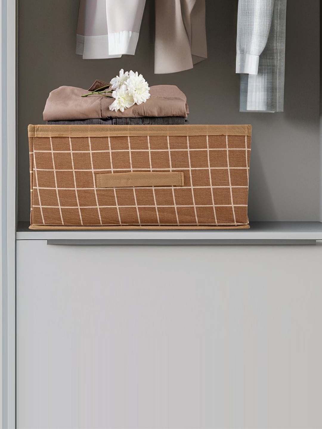 

Kuber Industries Beige 8 Pieces Printed Multi-Utility Organisers