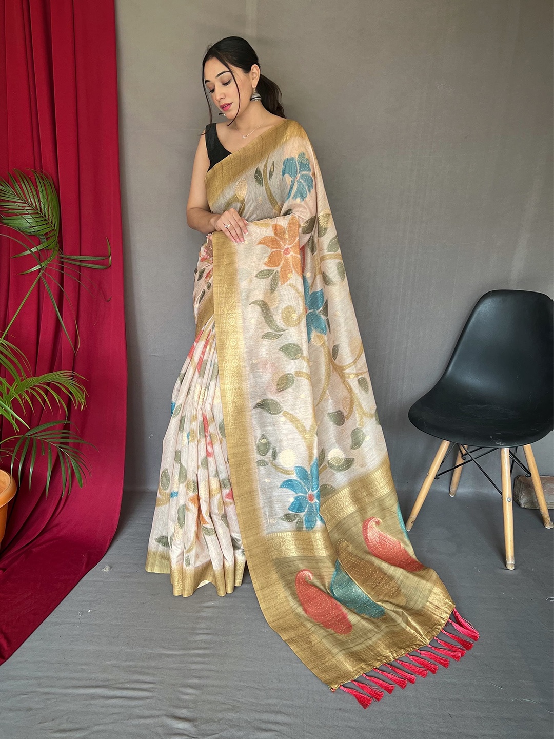

STAVA CREATION Woven Design Silk Blend Banarasi Saree, Grey