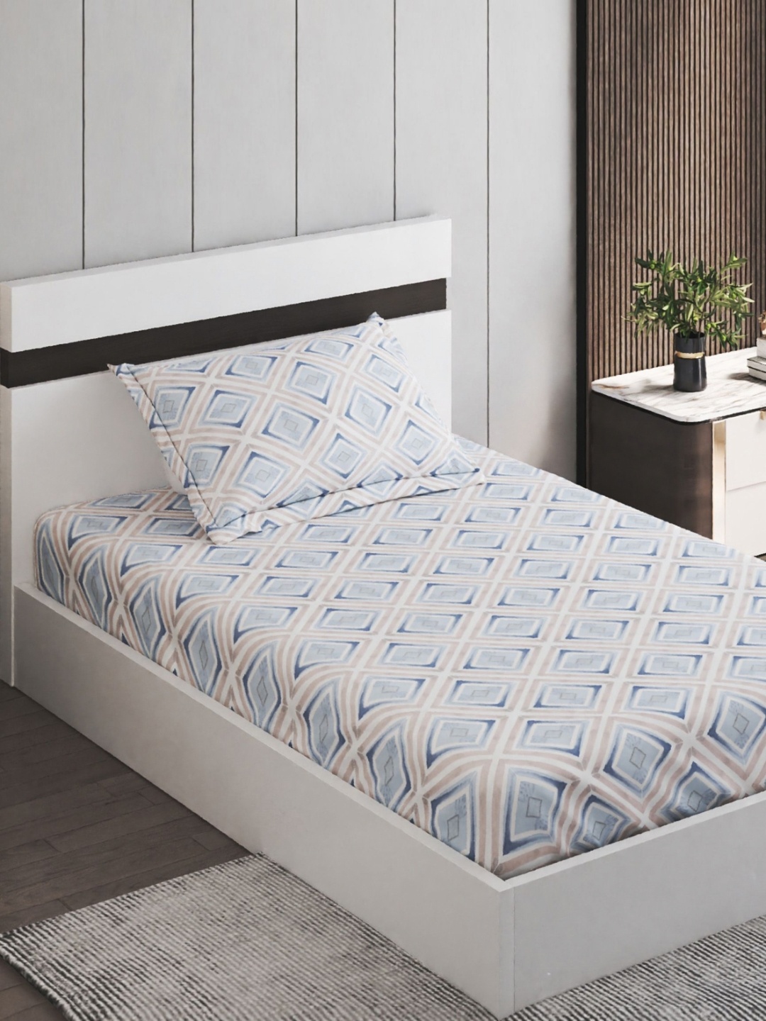 

Home Centre Oxford Seafoam Blue Printed Cotton 200 TC Single Bedsheet Set 2.28 x 1.52m