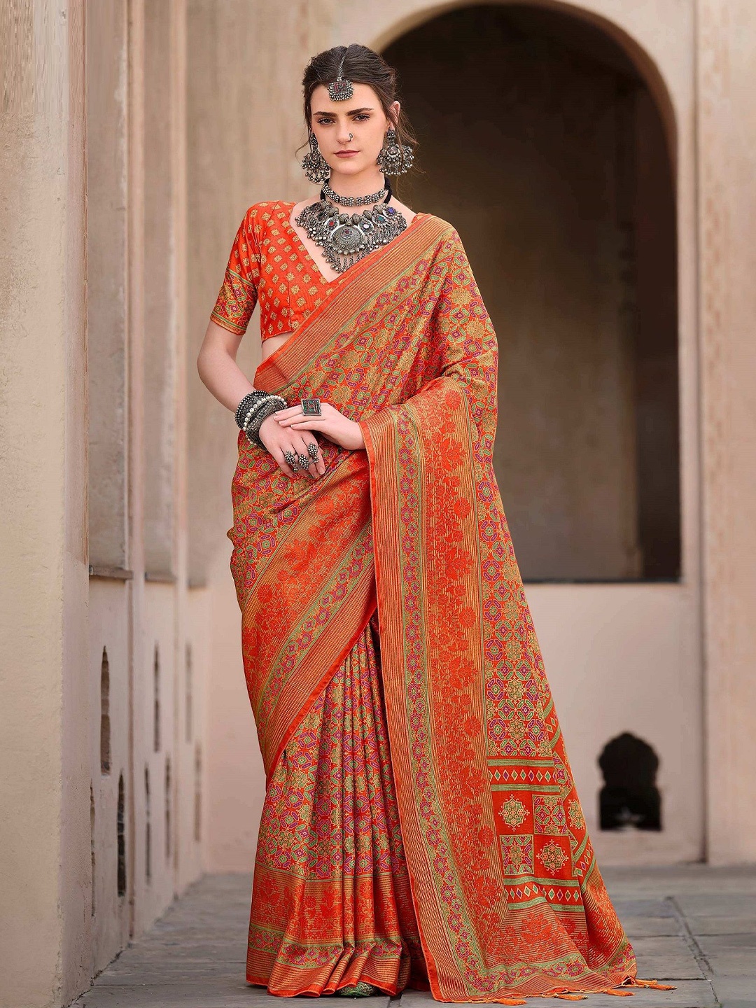 

MAHALASA Ethnic Motifs Printed Patola Saree, Orange