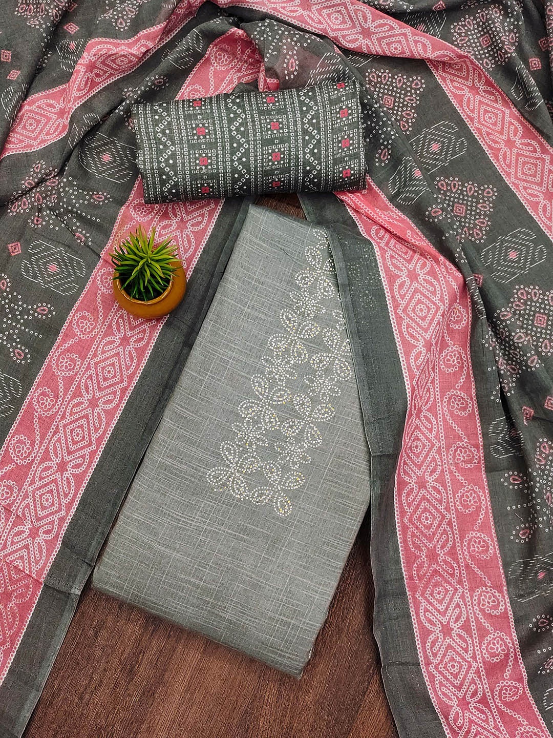 

MANVAA Floral Printed Unstitched Dress Material, Grey