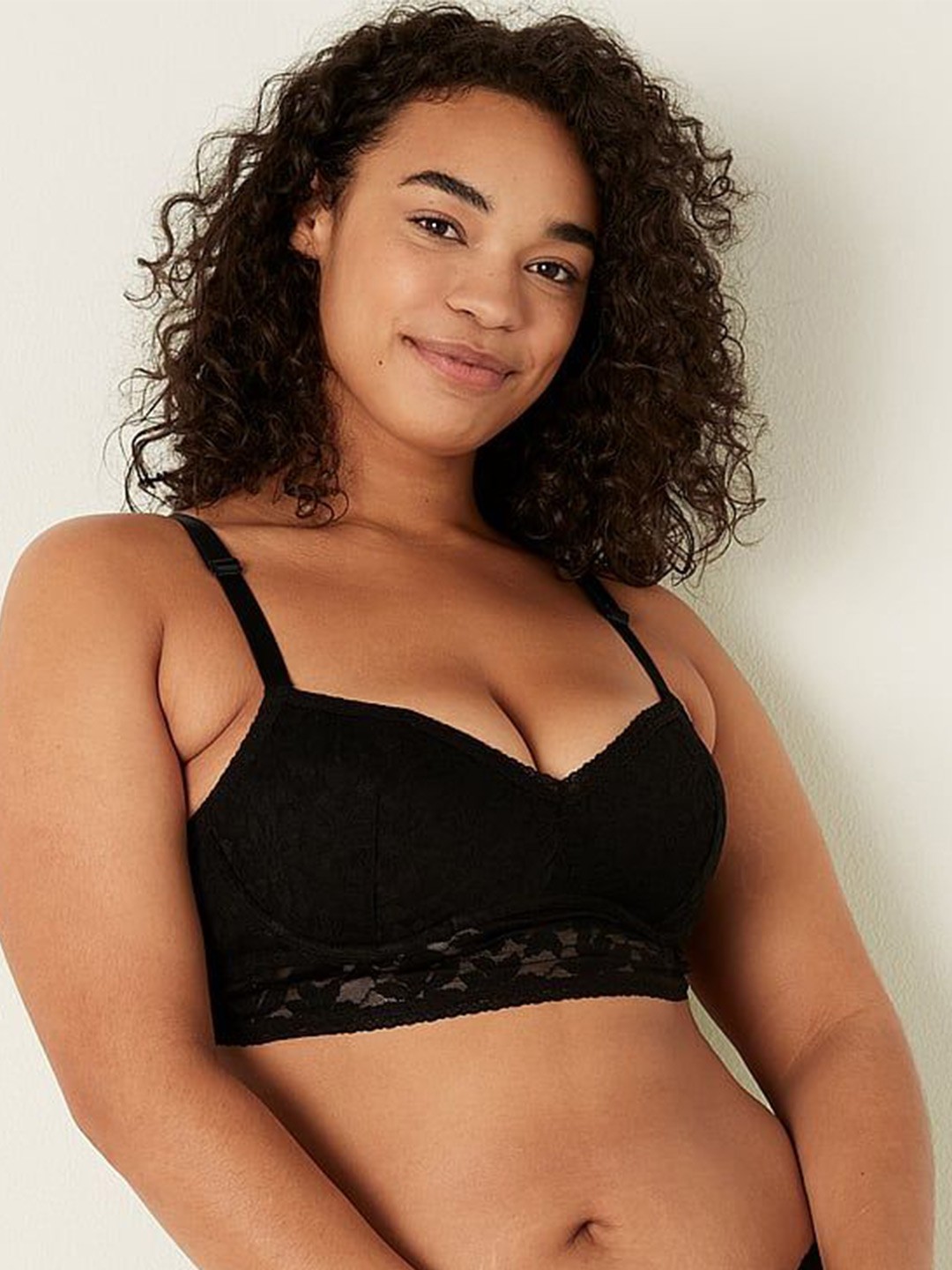 

Victoria's Secret Self Design Medium Coverage Underwired Lightly Padded Bra, Black