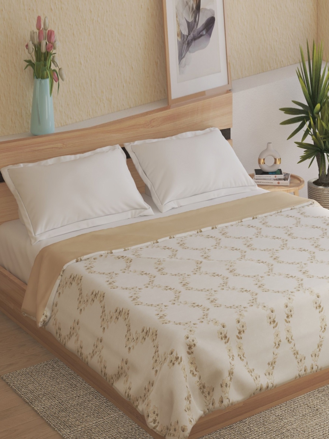 

Home Centre Natura Cannoli White & Beige Floral Reversible 233 GSM Double Bed Dohar