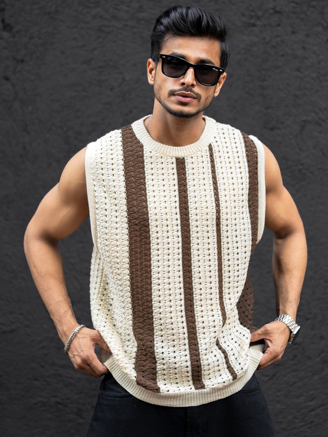 

Powerlook Striped Round Neck Sleeveless T-Shirt, Brown