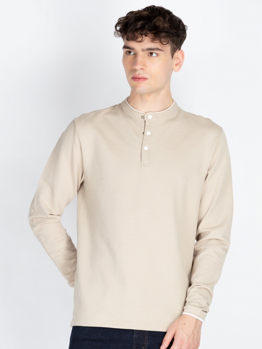 

Status Quo Men Henley Neck Applique T-shirt, Beige