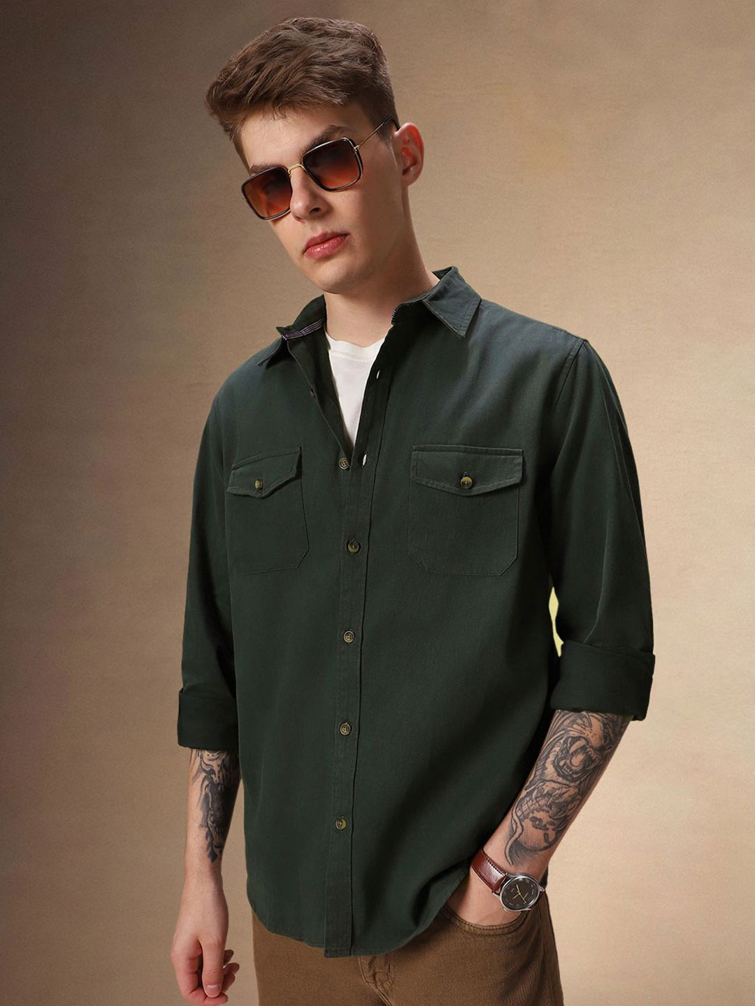 

Dennis Lingo Men Spread Collar Solid Cotton Relaxed Fit Casual Shirt, Green