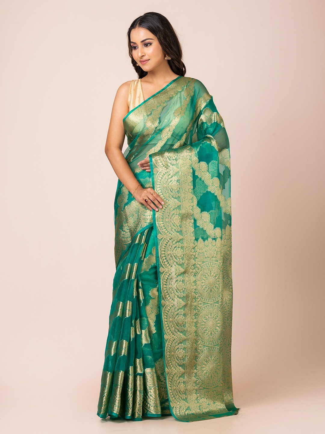 

KAVVYA Woven Design Banarasi Saree With Blouse Piece, Green