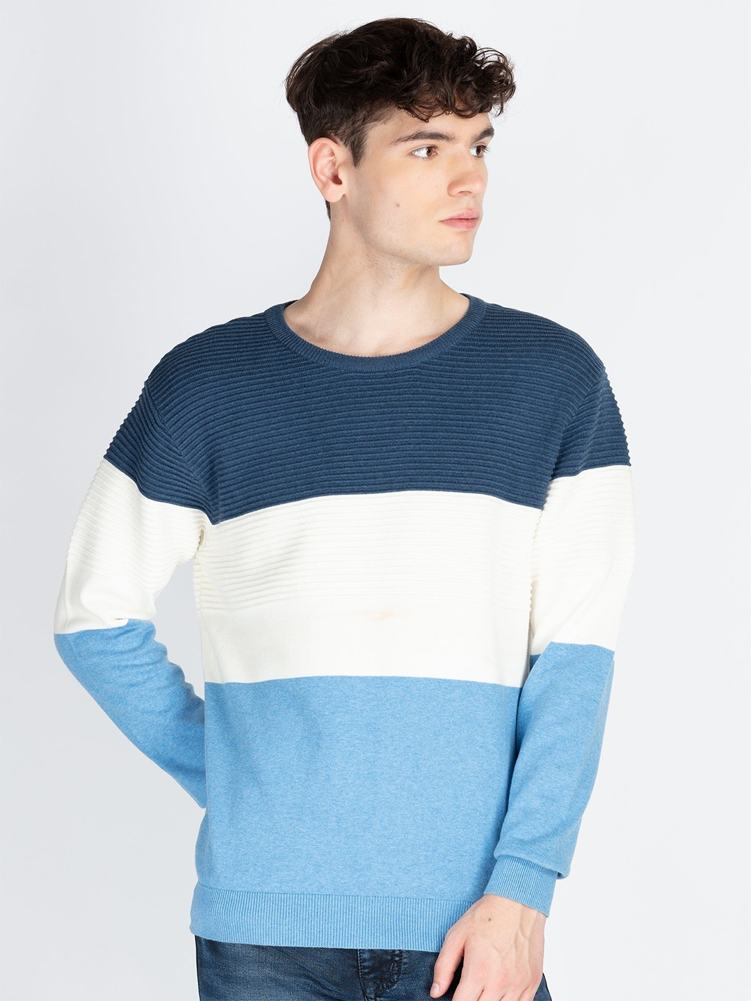 

Status Quo Men Colourblocked Round Neck Cotton Pullover, White