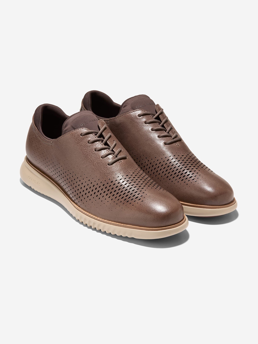 

Cole Haan Men Leather Round Toe Lace-Ups Oxfords, Brown