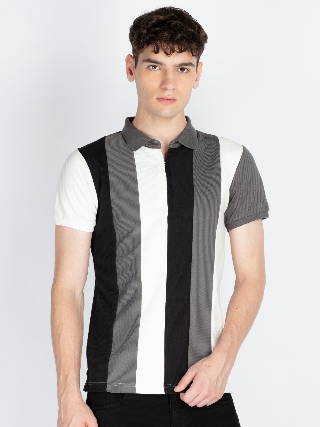 

Status Quo Men Colourblocked Polo Collar Pockets T-shirt, Multi