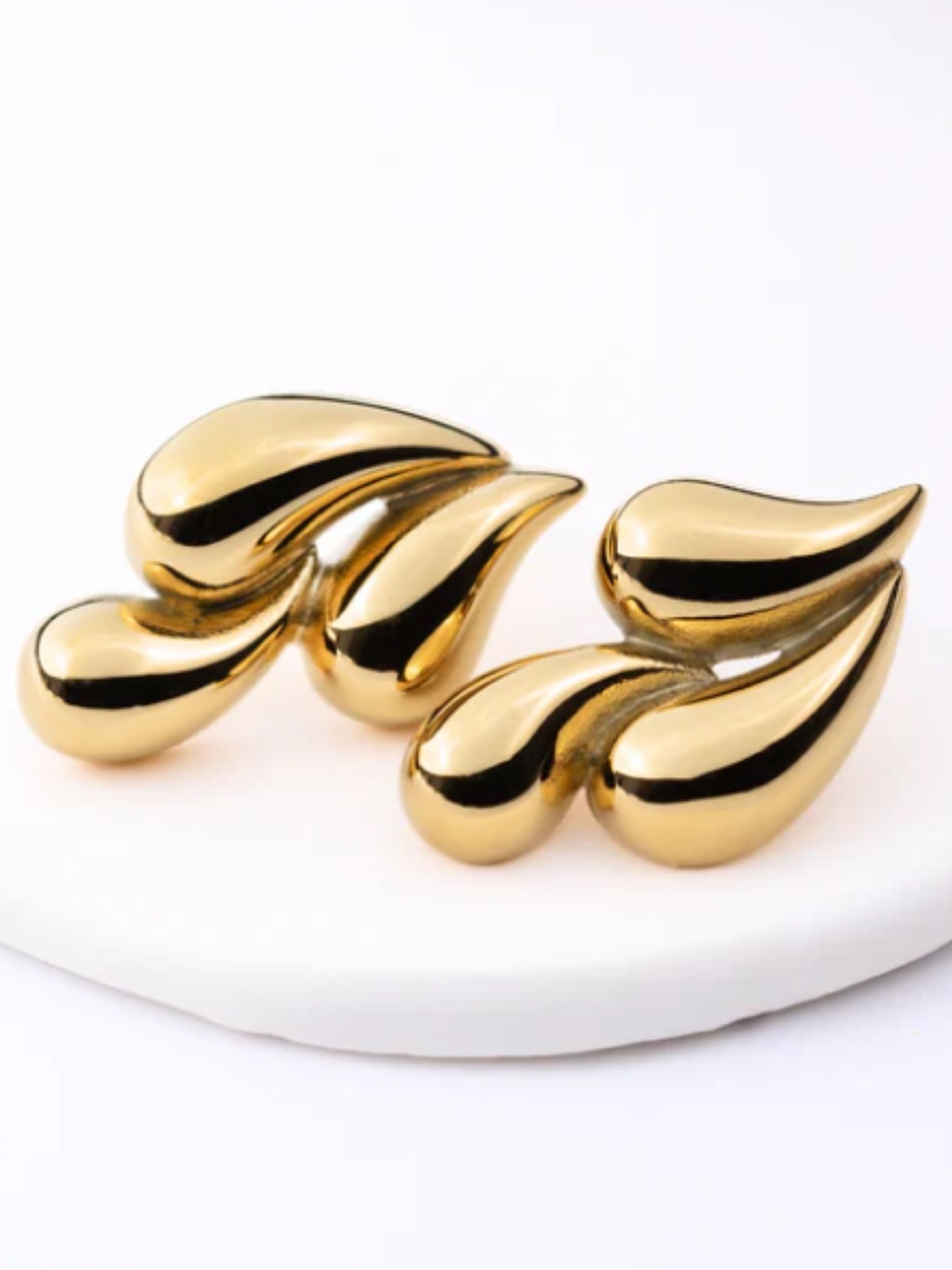 

SUBHAGALANKAR Gold-Plated Triple Layer Teardrop Shaped Drop Earrings