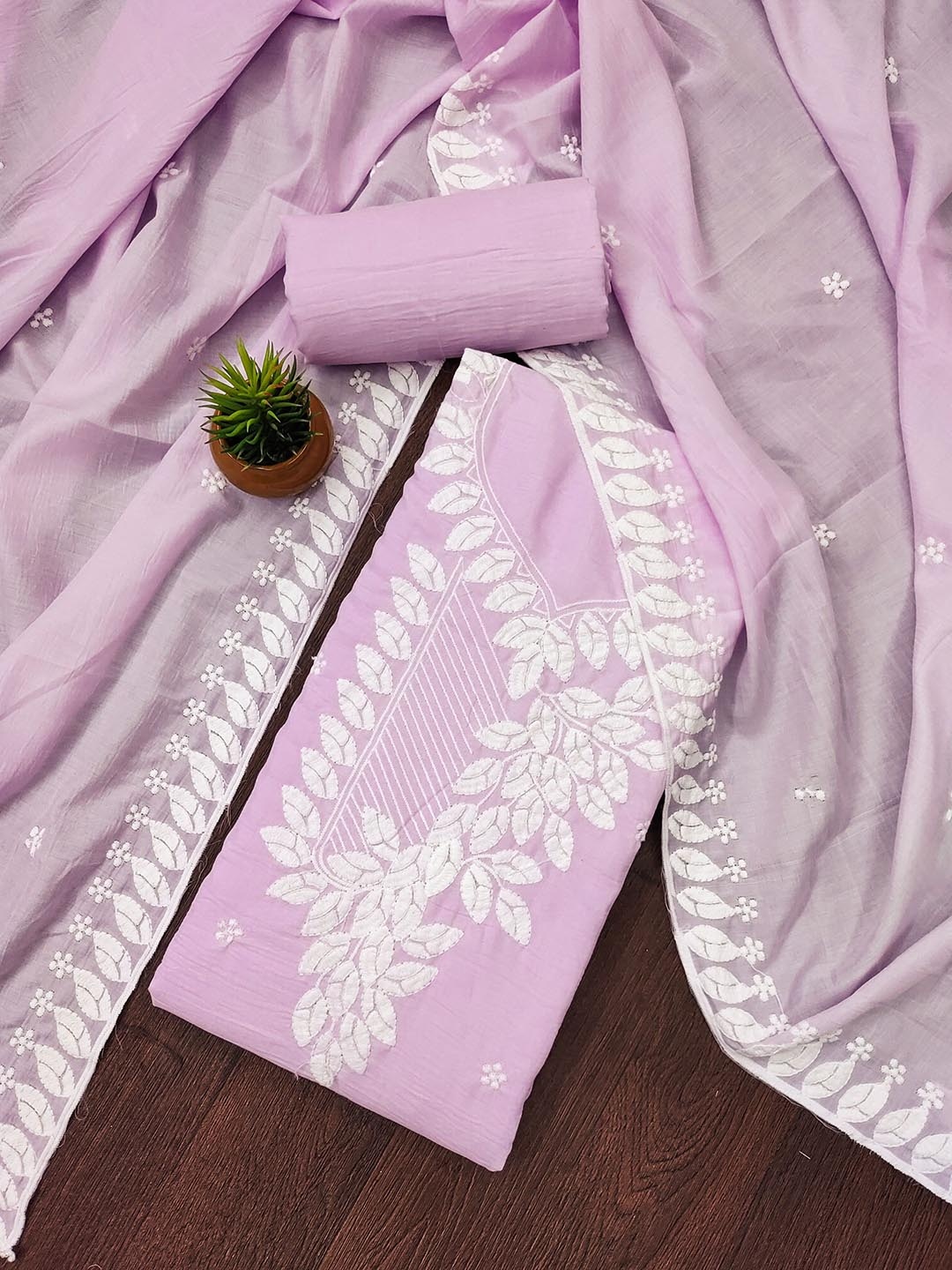 

MANVAA Ethnic Motifs Embroidered Unstitched Dress Material, Lavender