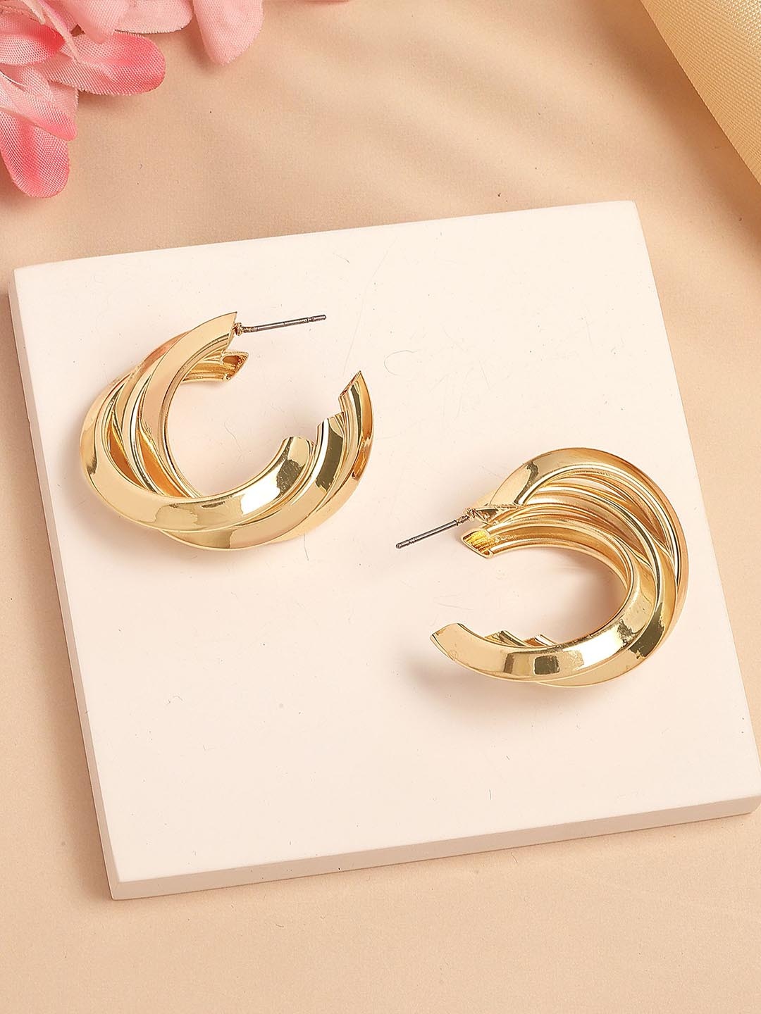 

Bohey by KARATCART Gold-Plated Contemporary Half Hoop Earrings