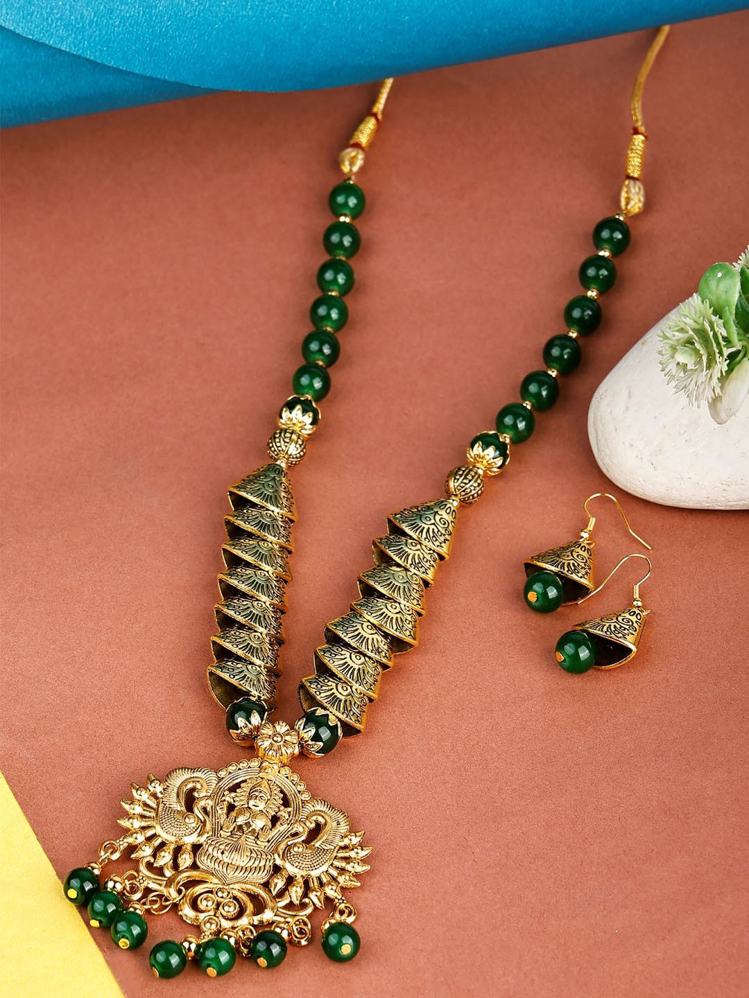 

SUNHARI Beaded Jewellery Set, Gold