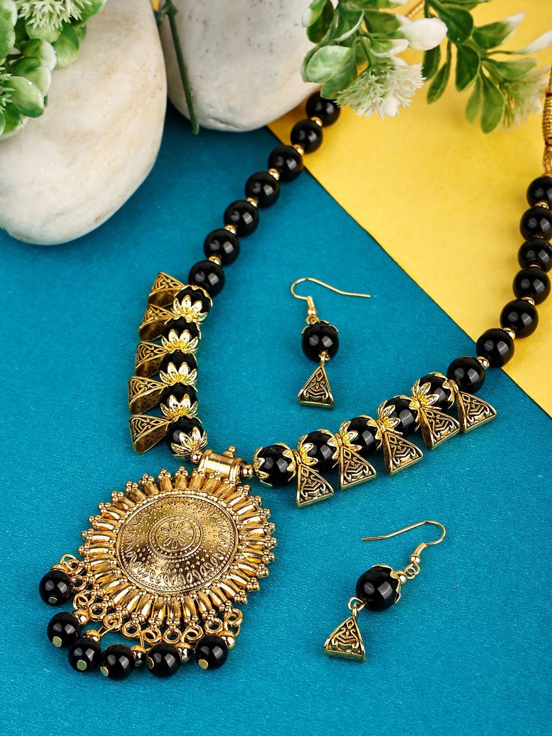 

SUNHARI Gold-Plated Pearls Beaded Ganesha Jewellery Set