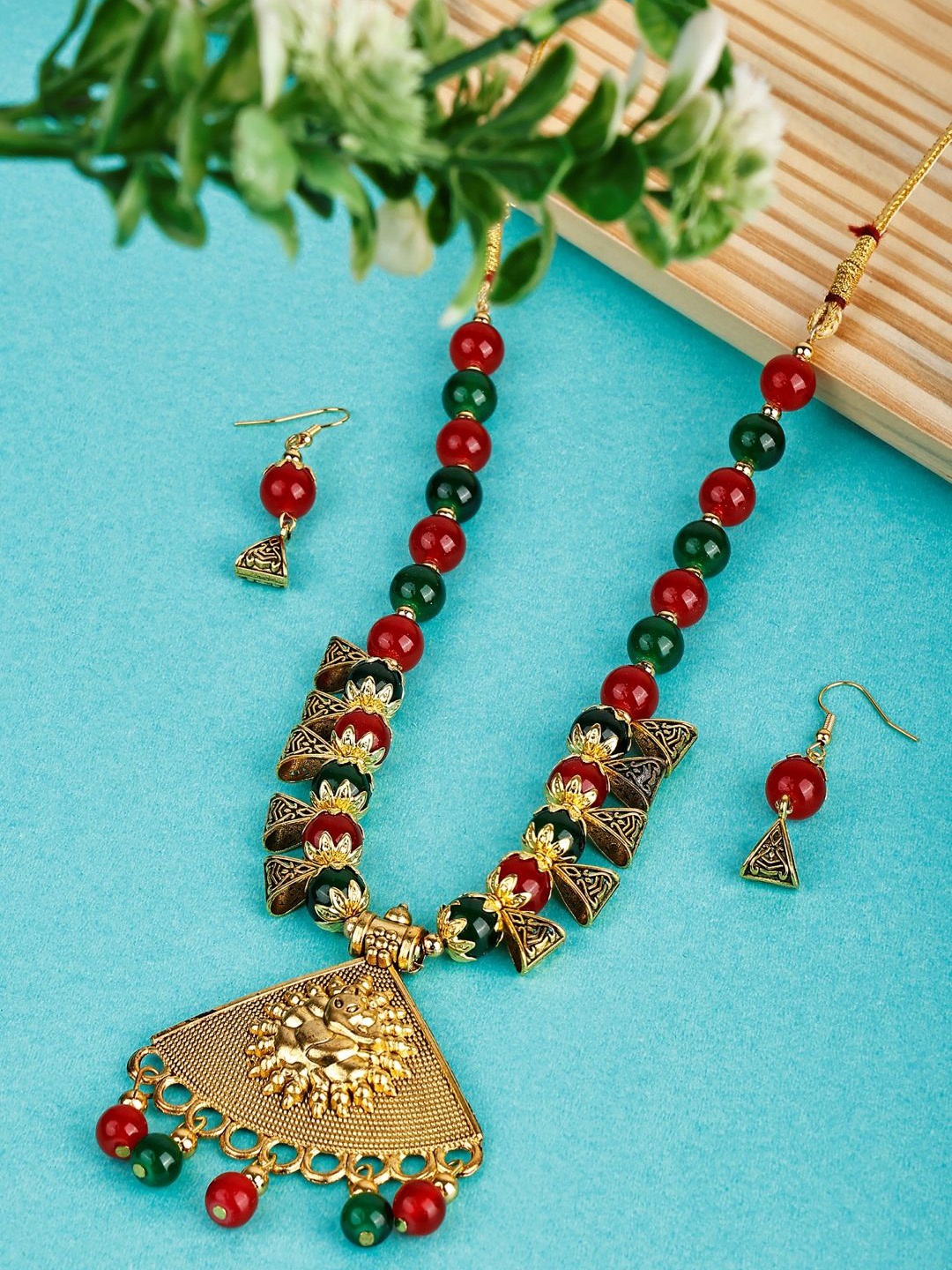 

SUNHARI Beaded Jewellery Set, Gold