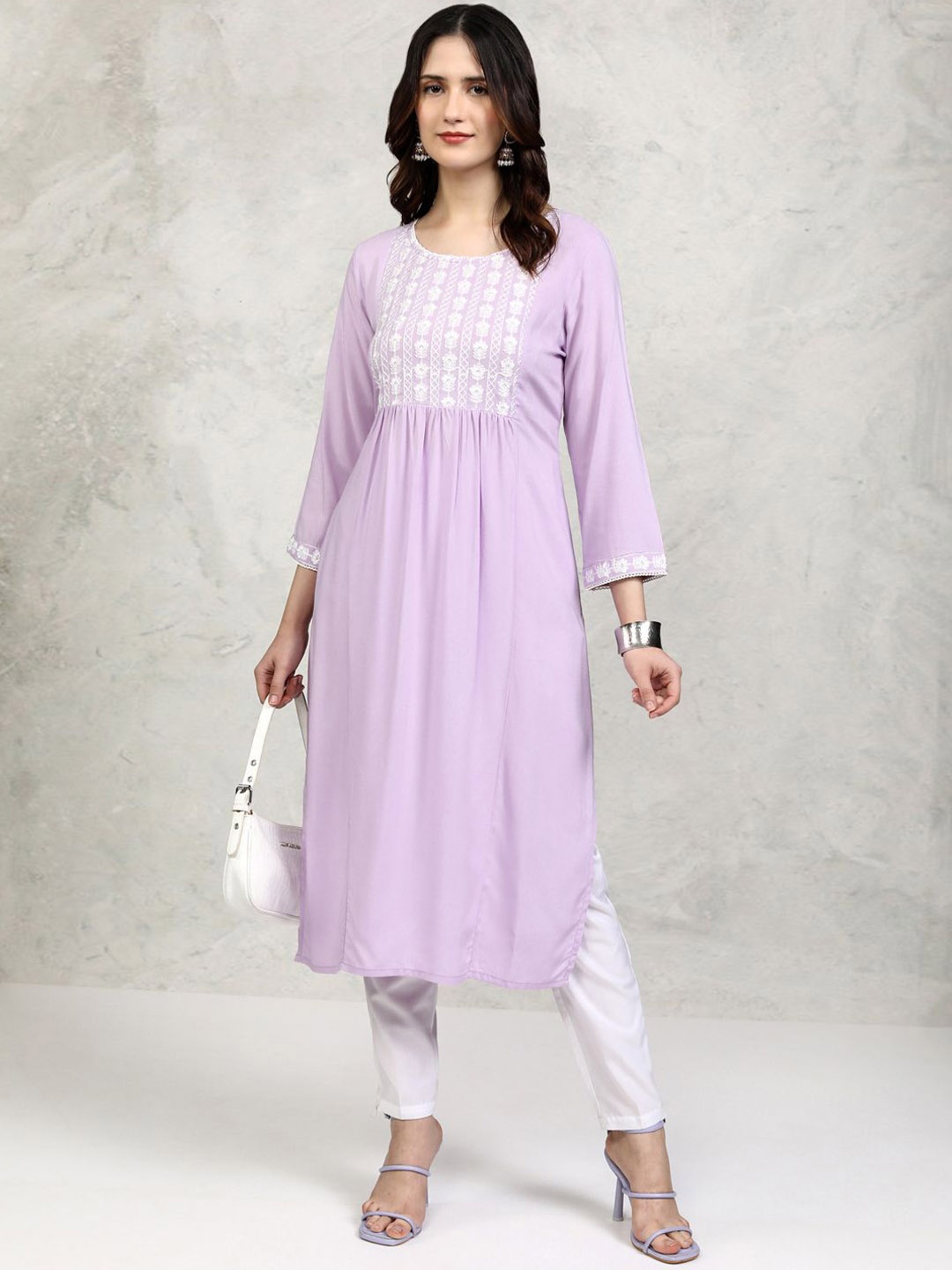 

Vishudh Lavendar Floral Embroidered Thread Work Round Neck Straight Kurta, Lavender