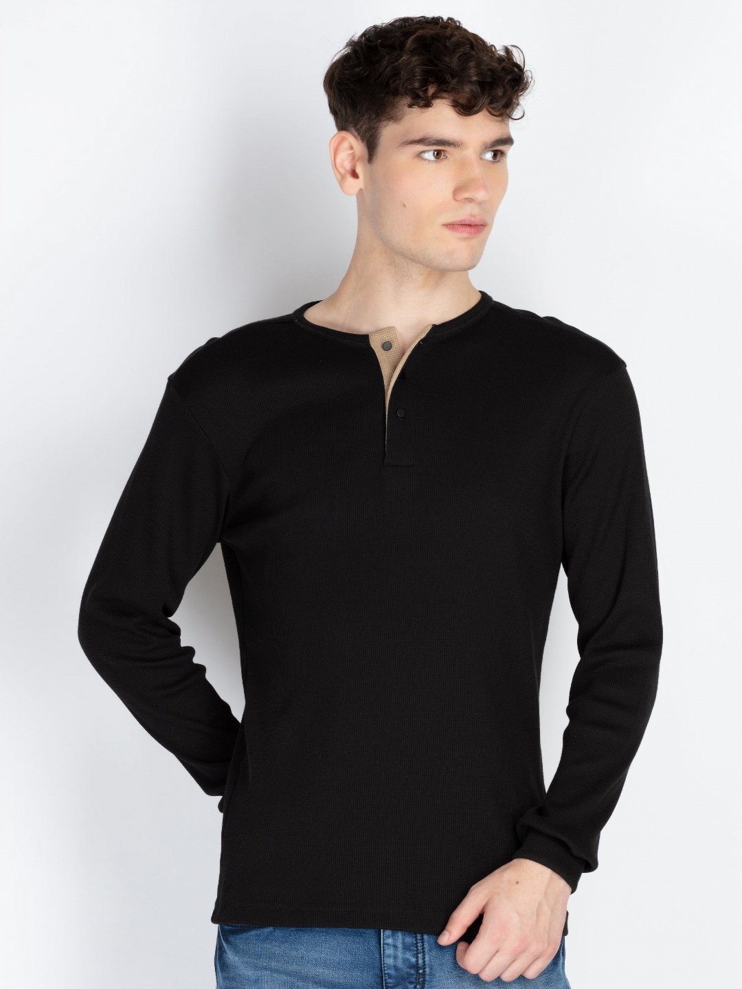 

Status Quo Men Henley Neck Pockets T-shirt, Black