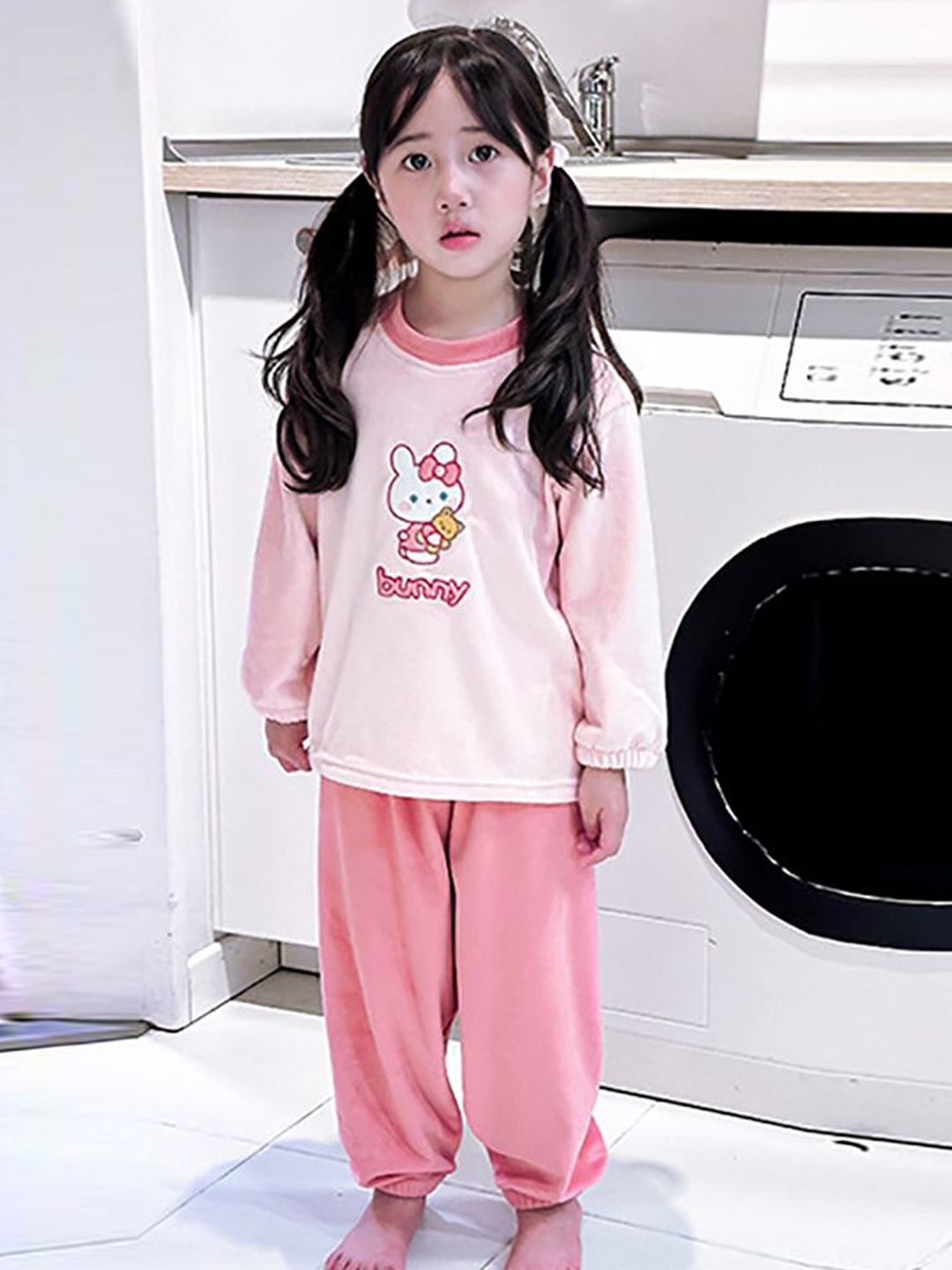 

StyleCast x Revolte Girls Printed T-shirt with Pyjamas, Pink