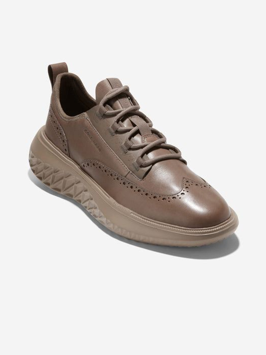 

Cole Haan Men Leather Round Toe Oxfords, Brown