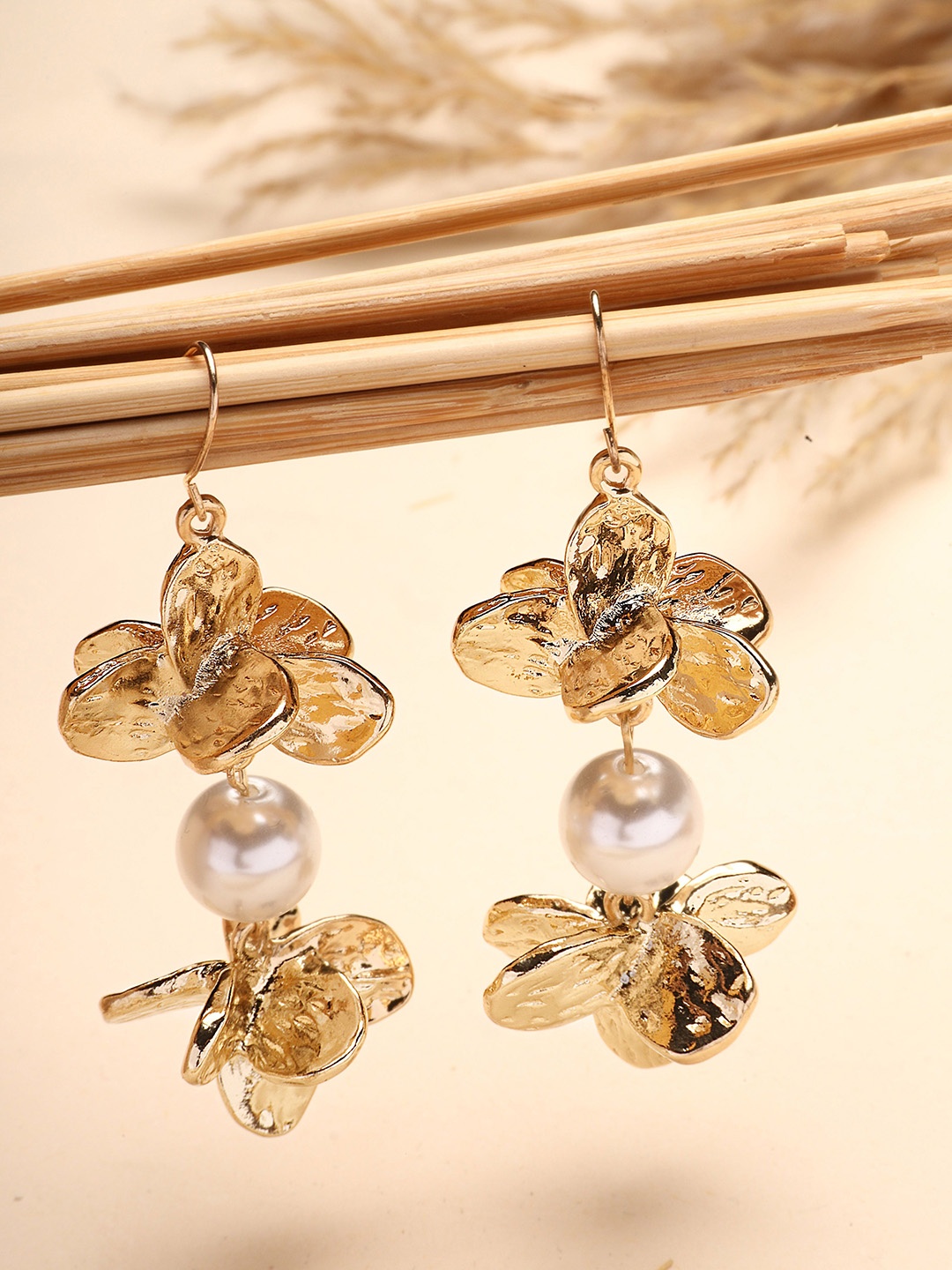 

Bohey by KARATCART Gold Plated Floral Design Drop Earrings