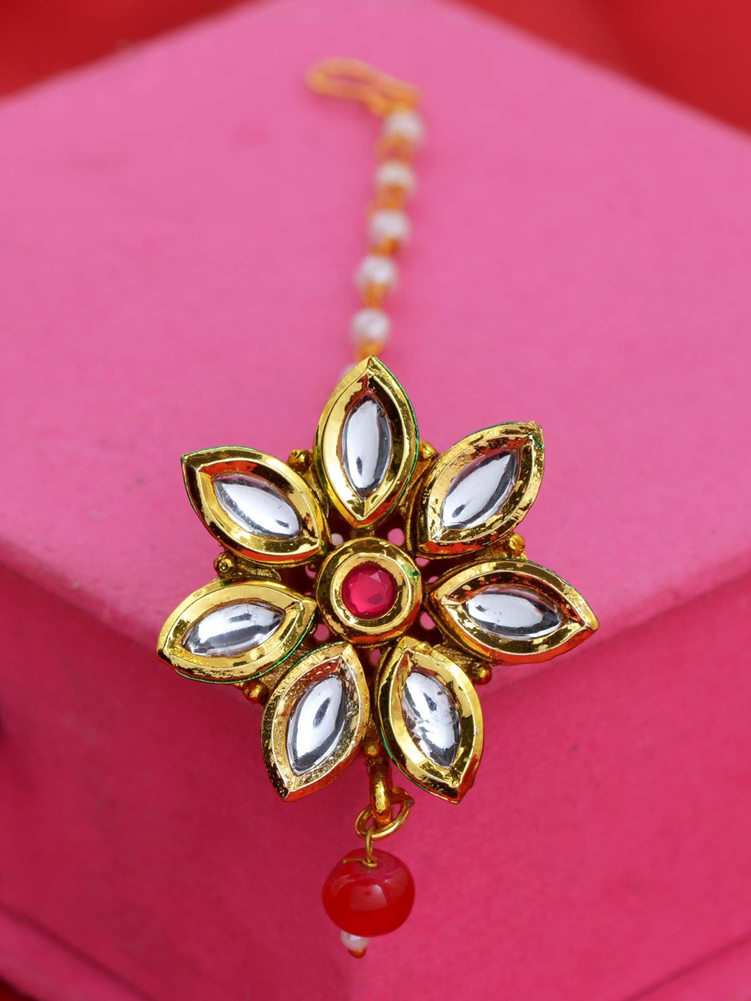 

MEMOIR Gold-Plated Kundan Studded Maang Tikka